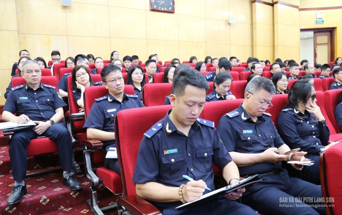 Ứng dụng Gen AI vào công việc cho cục Hải Quan Lạng Sơn